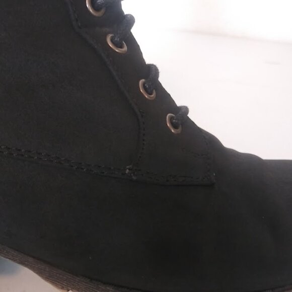 Jellypop women's size 6M black lace up Booties - Picture 12 of 16